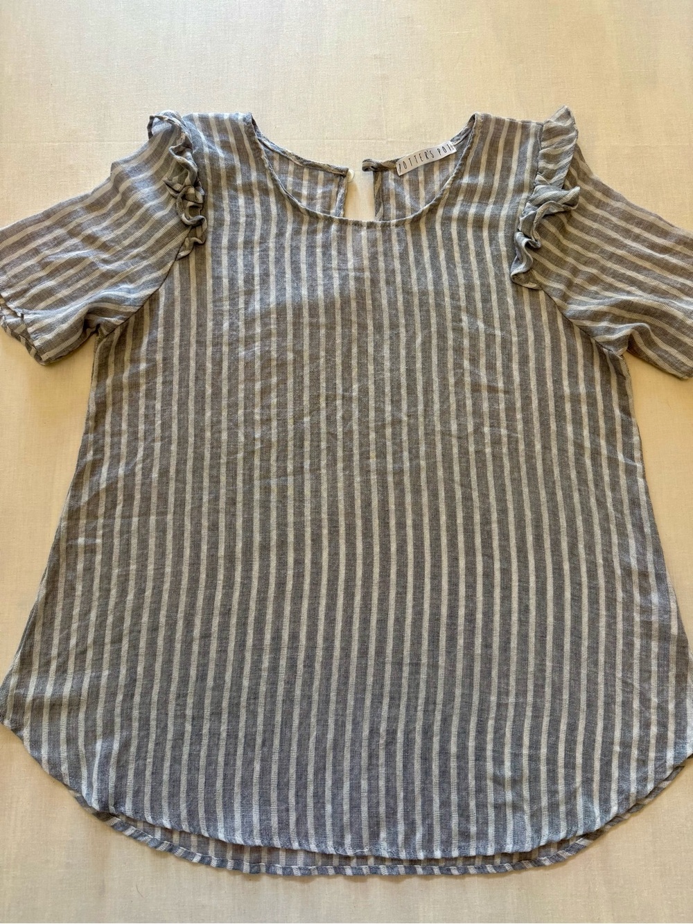 Potter's Pot Gray and White Striped Ruffle-Sleeve Tunic